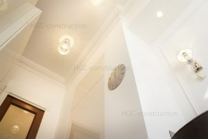 Потолочное освещение кухни профессионально