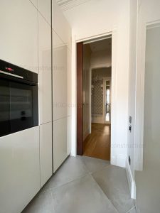 Раздвижная дверь на кухню установить Ницца